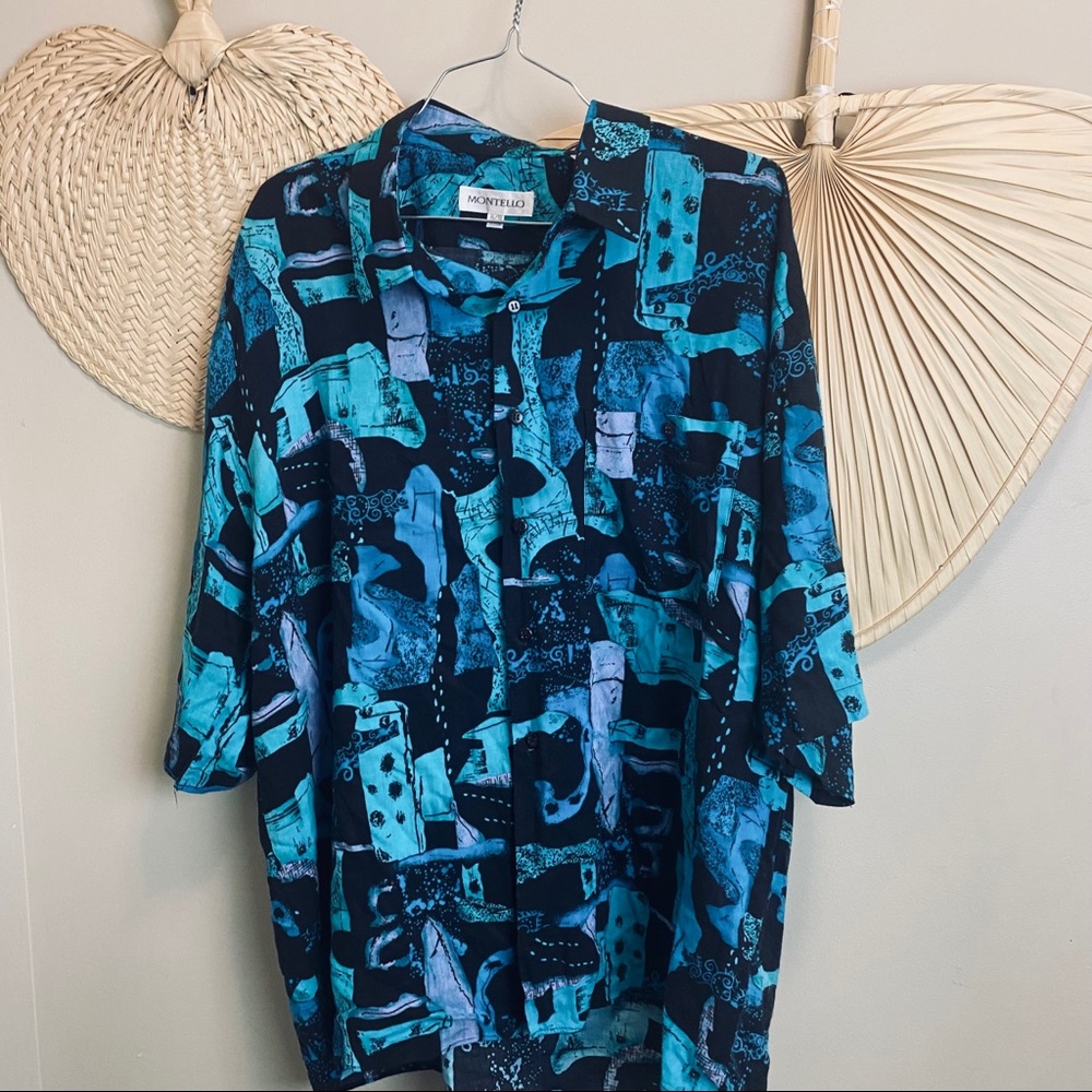 Vintage Montello XL Button up flowy shirt.